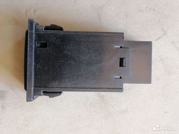 Кнопка противотуманки Byd F3 2005-14