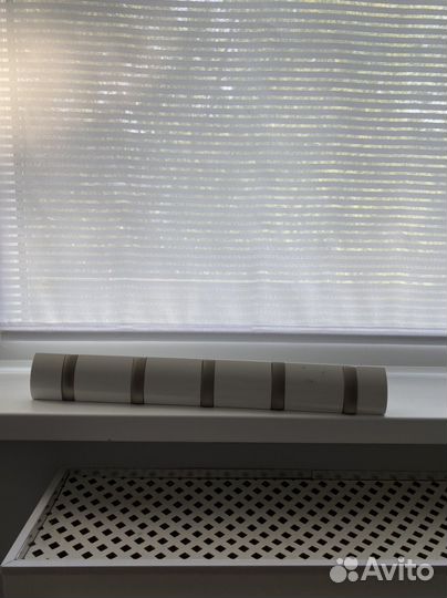 Вешалка для одежды настенная