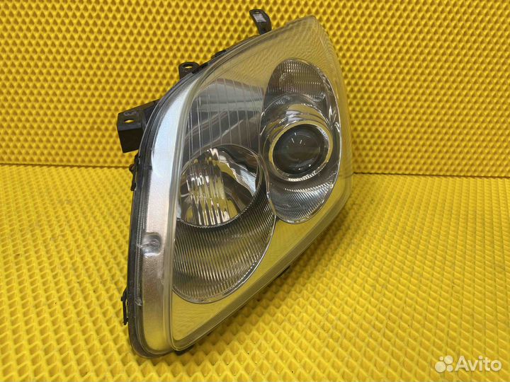 Фара левая галоген toyota avensis 250 до рест