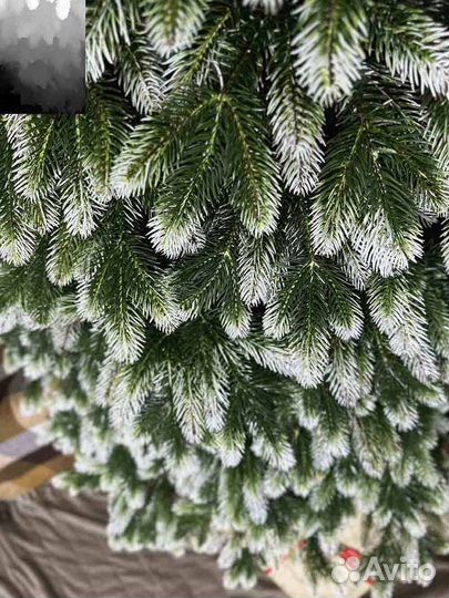 Ёлка искусственная