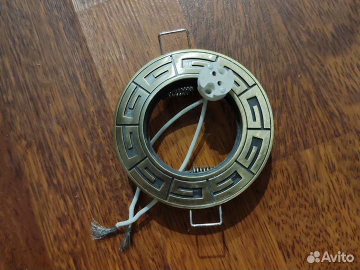 Светильник потолочный