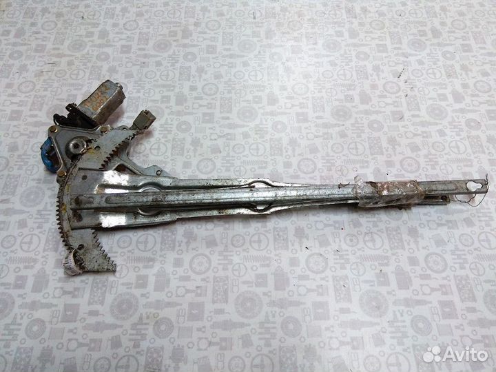 Стеклоподъемник передний правый Mazda Capella 5