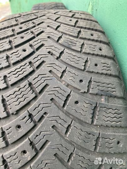 Michelin X-Ice North XIN2 205/55 R16 4 штуки