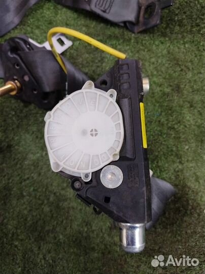 Ремень безопасности задний левый Renault Clio 3 2