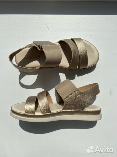 Сандали для девочки 32 р