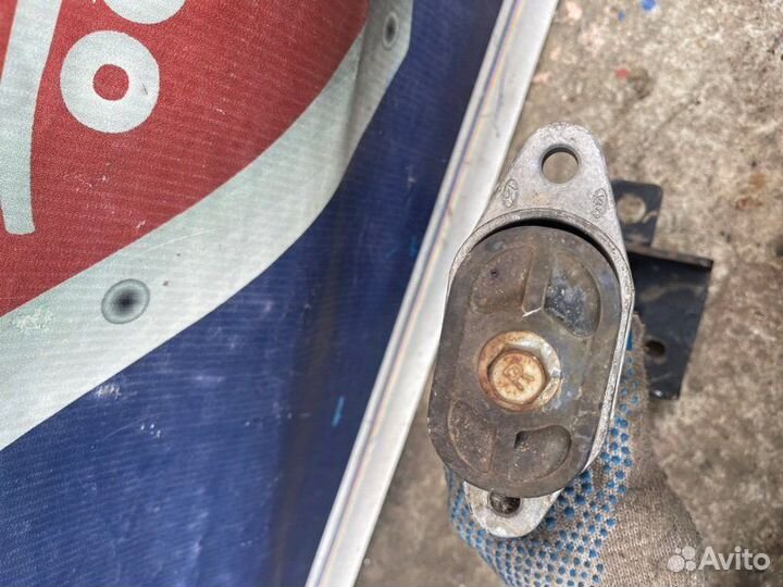 Опора двигателя Hyundai Solaris седан G4FC 1.6