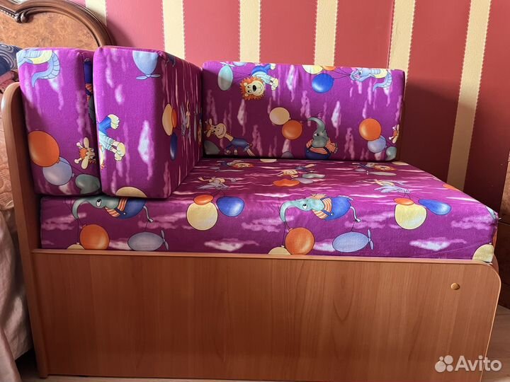 Детский диван