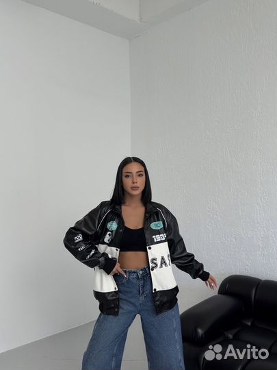 Bomber jacket