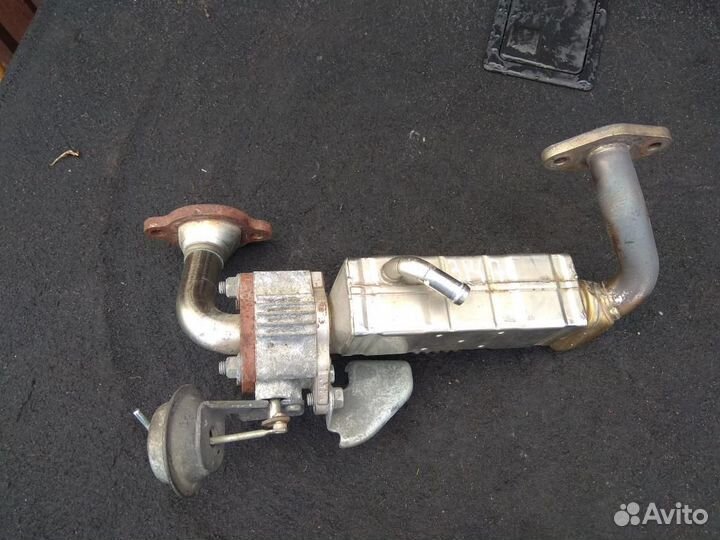 Радиатор EGR R2AA-20304 2.2 Турбо дизель Mazda