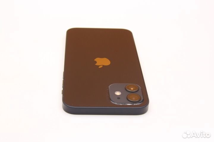 iPhone 12, 64 ГБ