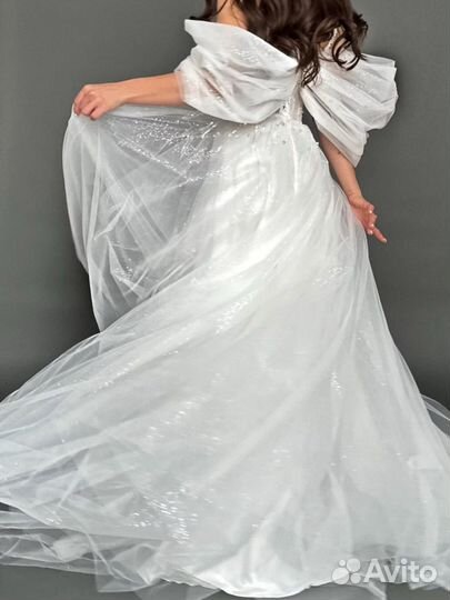 Платье свадебное