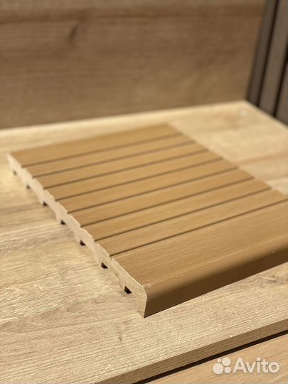 Ступень дпк полнотелая Цвет: Орех