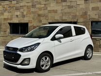 Chevrolet Spark 1.0 CVT, 2020, 54 000 км, с пробегом, цена 1 390 000 руб.