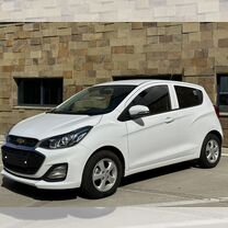 Chevrolet Spark 1.0 CVT, 2020, 54 000 км, с пробегом, цена 1 339 000 руб.