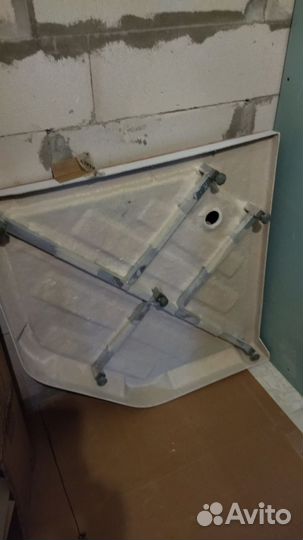 Поддон душевой угловой 90х90 +сифон