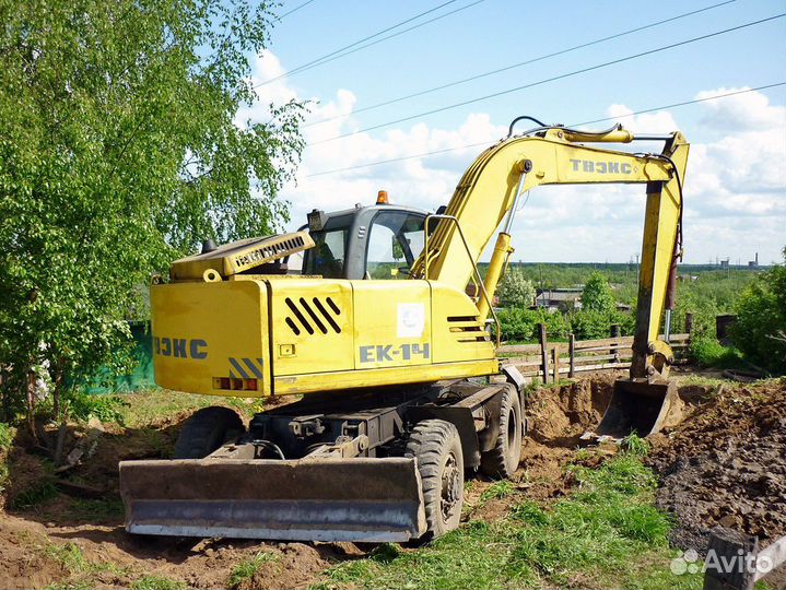 Услуги колесного экскаватора