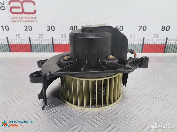 Моторчик печки Opel Omega B рест. 2001 90541102