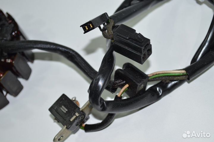 Статор генератора Suzuki SV400S