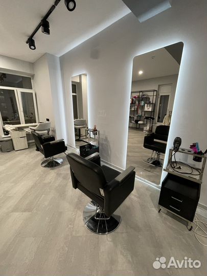 Сдам кресло парикмахерское в аренду на месяц