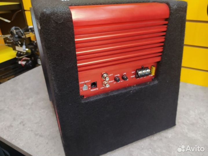 Автомобильный сабвуфер Урал AS-D12A black hurrican