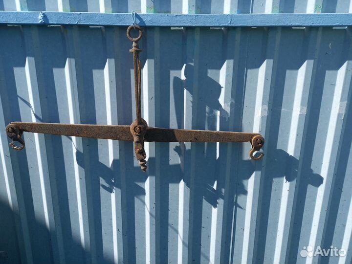 Весы старинные маленькие