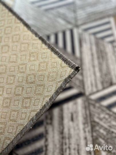 Ковер новый 1м*1,2м