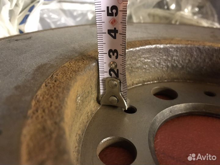 Диски тормозные передние VW (Golf, Bora, Skoda)