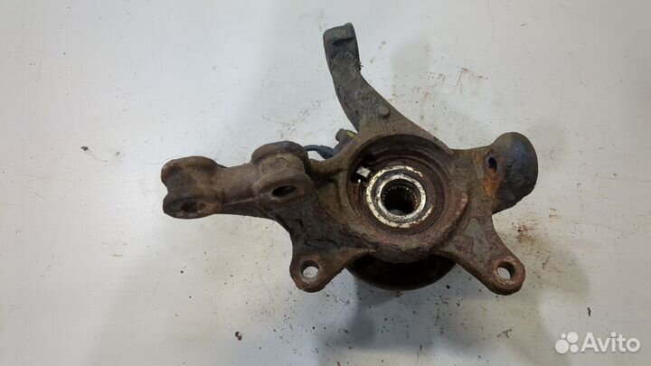 Ступица (кулак, цапфа) правая передняя Toyota Urban Cruiser