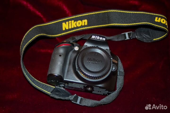 Nikon d3200 body