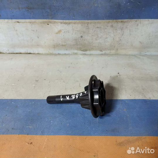 Крепление запасного колеса Renault Logan 1 1.4