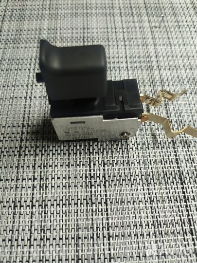 Выключатель Кнопка hikoki DS 12DVF3 324119 оригина