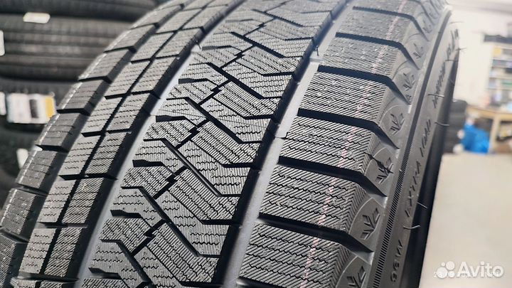 Triangle Snowlink PL02 245/65 R17 111H