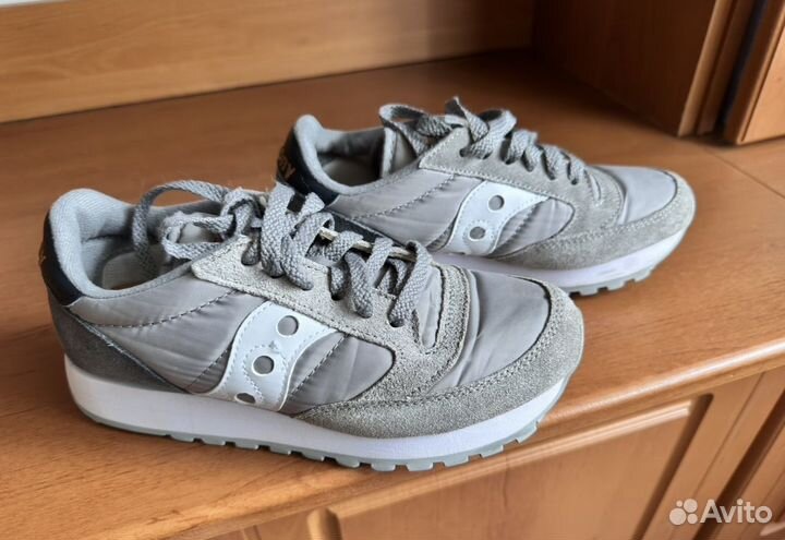 Кроссовки женские saucony