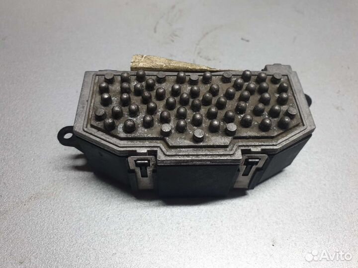 Резистор печки Пассат Б6