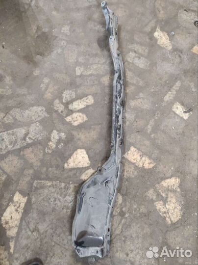 Жабо водосток Mazda 3 bk
