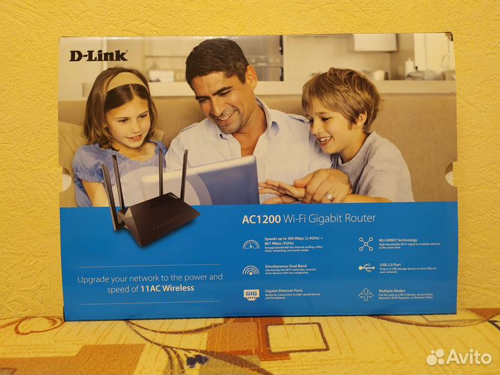 Wi-Fi роутер D-Link DIR-825 AC1200 (новый)