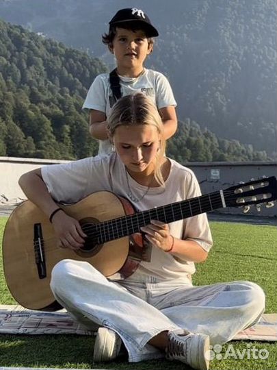 Преподаватель по гитаре