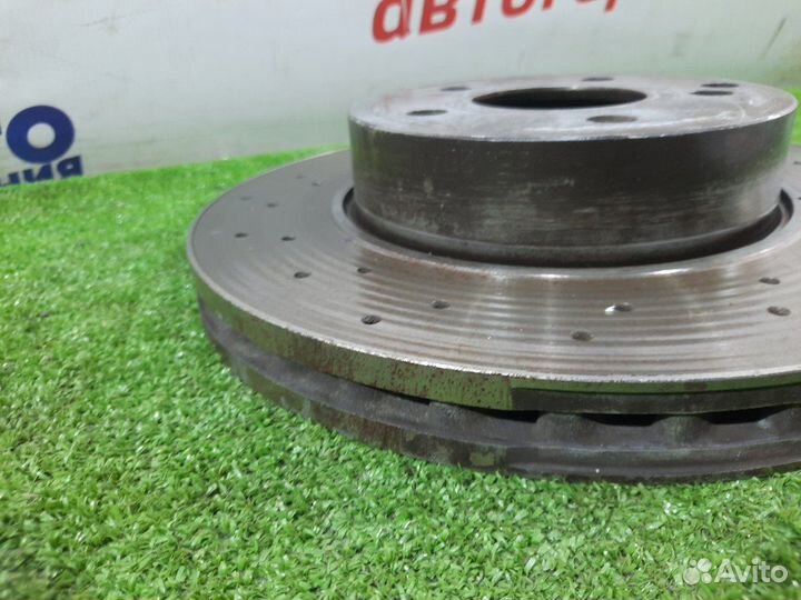 Диск тормозной передний Mercedes C200 W204 271.860