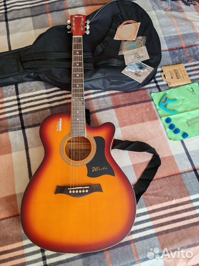 Акустическая гитара