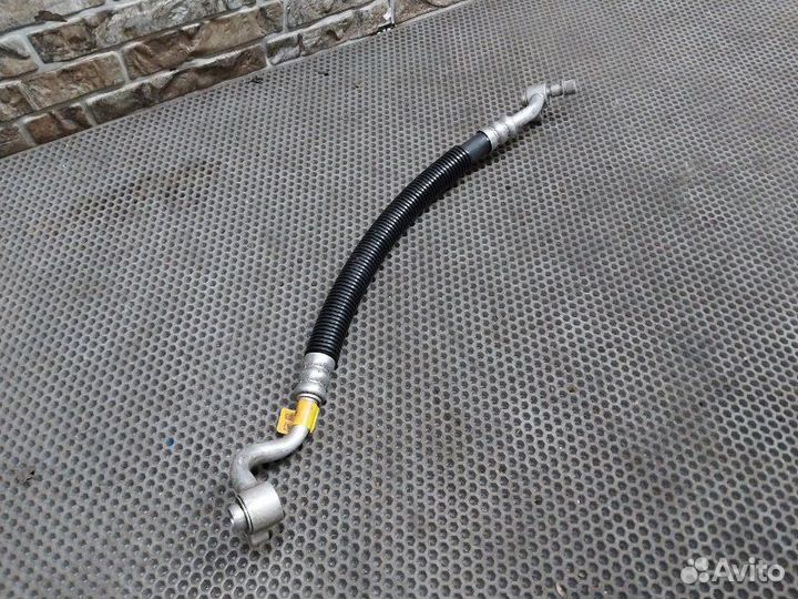 Трубка кондиционера Jeep Grand Cherokee WK2 3.6