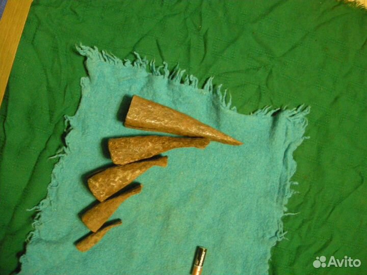 Мотыги старинные XII век коловый сошник