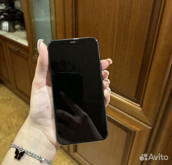 iPhone 11 Pro, 64 ГБ