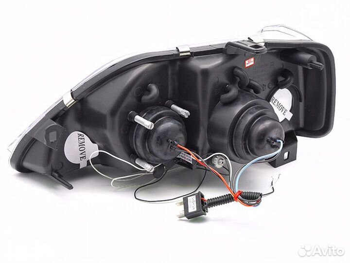 Фары Renault Logan 1 (04-14) lpda04