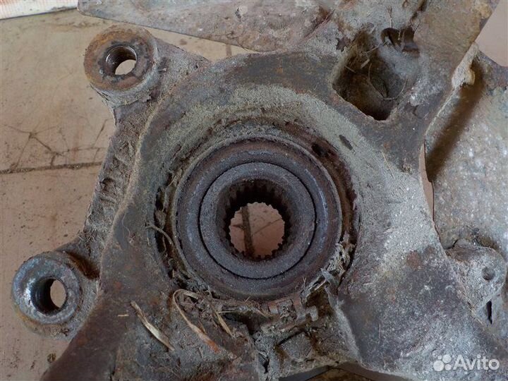 Кулак поворотный передний левый LADA Largus KS015L