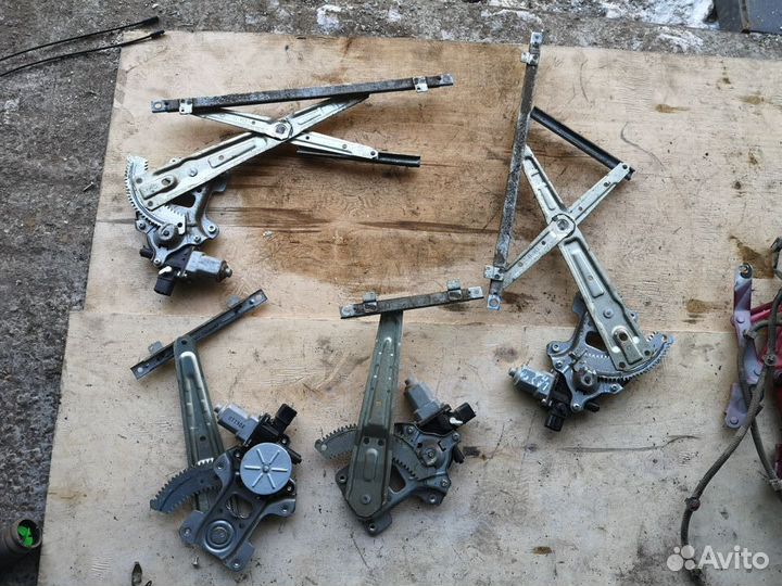 Стеклоподъемник для Mitsubishi Lancer 10