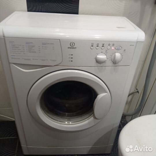 Стиральная машина indesit
