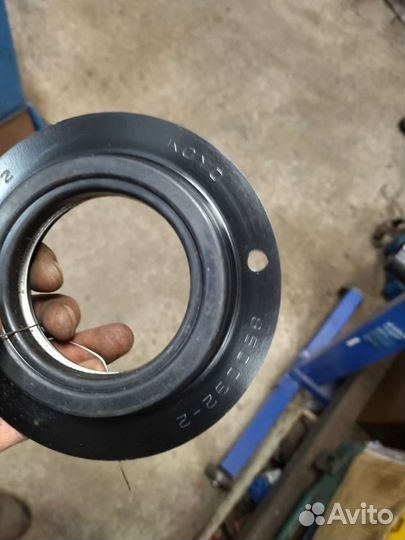 Опорный подшипник toyota авенсис, раф 4