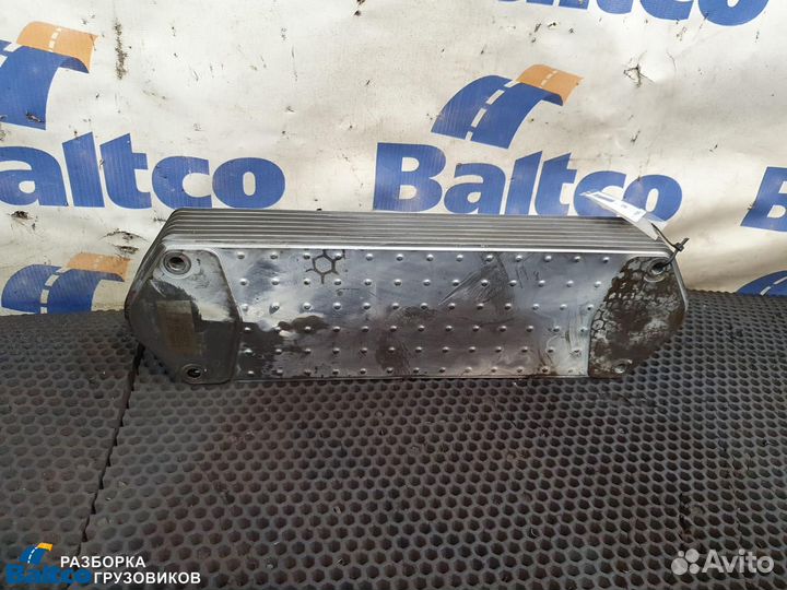 1448933 Радиатор масляный Scania 6 G-series