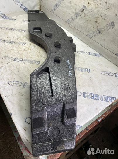 Ящик инструментов mazda хэтчбек