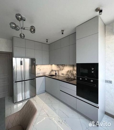 Кухни под потолок